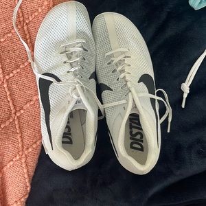 nike distance spikes